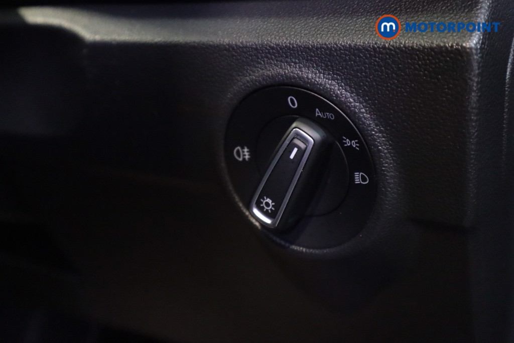 Volkswagen T-Roc R-Line Automatic Petrol SUV - Stock Number (1548998) - 14th supplementary image