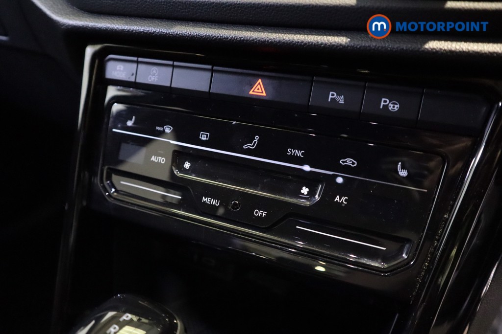 Volkswagen T-Roc R-Line Automatic Petrol SUV - Stock Number (1548998) - 15th supplementary image