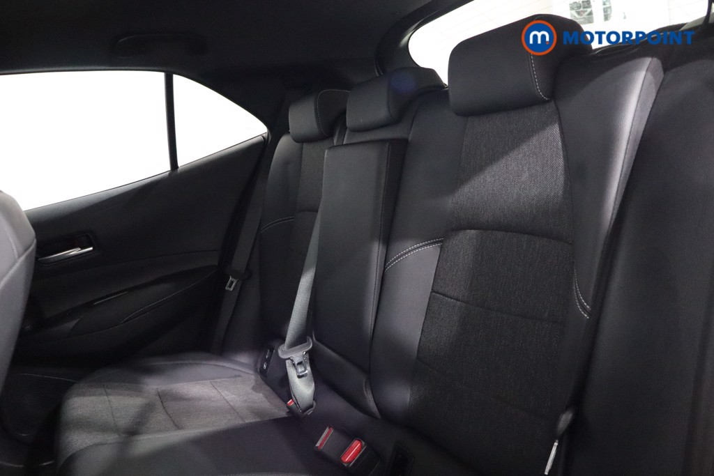 Toyota Corolla Design Automatic Petrol-Electric Hybrid Hatchback - Stock Number (1549036) - 5th supplementary image
