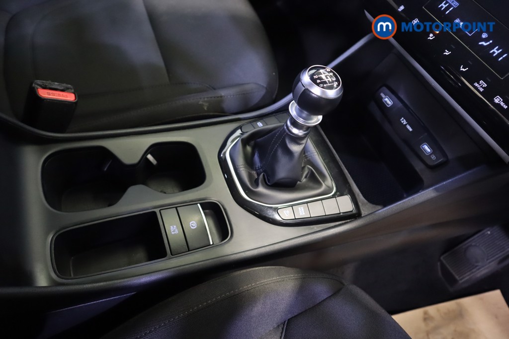 Hyundai Tucson Se Connect Manual Petrol SUV - Stock Number (1549261) - 5th supplementary image