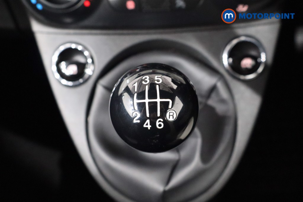 Fiat 500 Dolcevita Manual Petrol-Electric Hybrid Hatchback - Stock Number (1549771) - 15th supplementary image