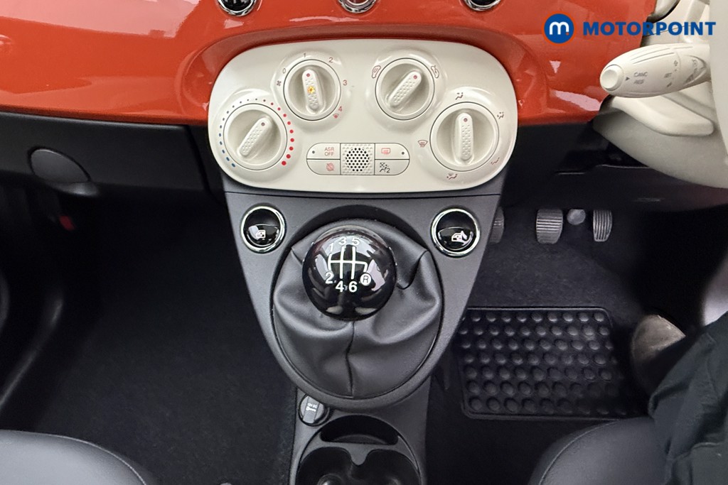 Fiat 500 Dolcevita Manual Petrol-Electric Hybrid Hatchback - Stock Number (1549855) - 10th supplementary image