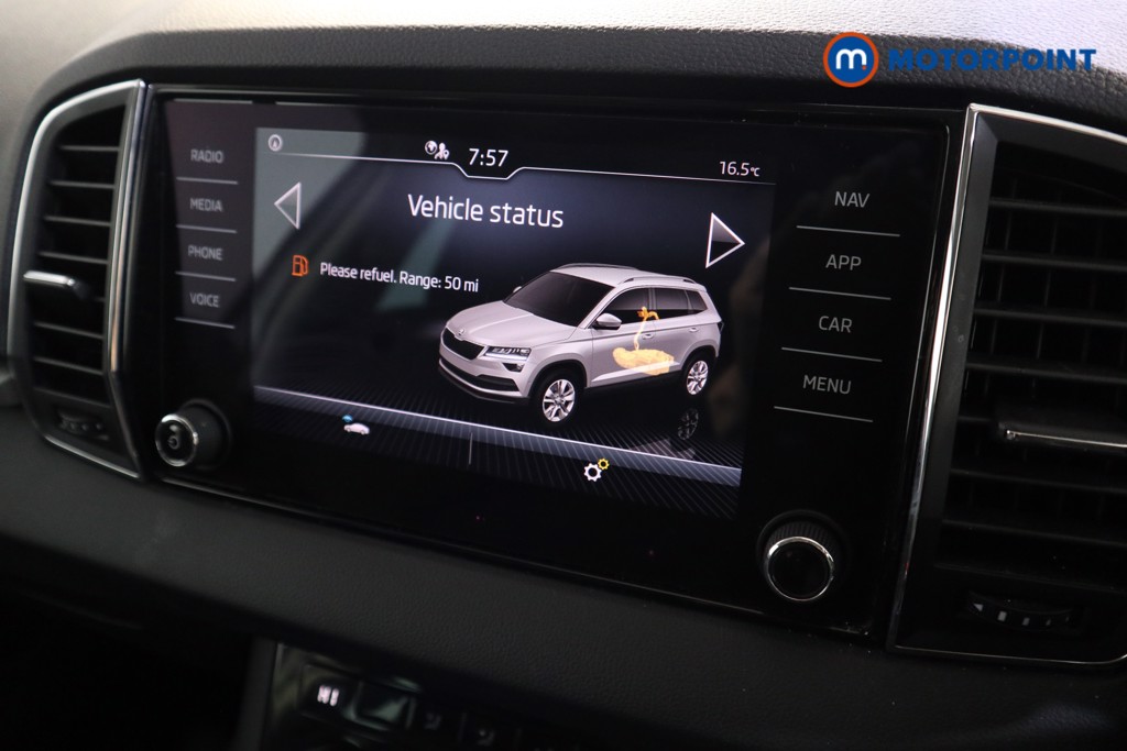 Skoda Karoq Se Technology Manual Petrol SUV - Stock Number (1533936) - 6th supplementary image