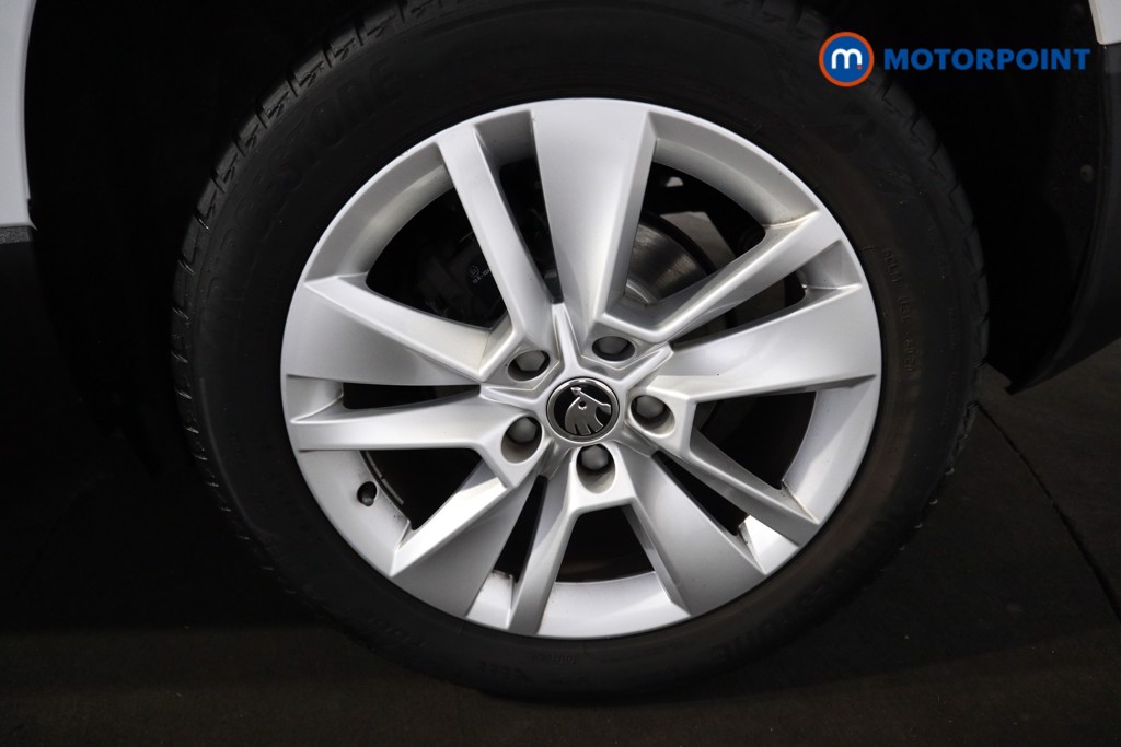 Skoda Karoq Se Technology Manual Petrol SUV - Stock Number (1533936) - 17th supplementary image