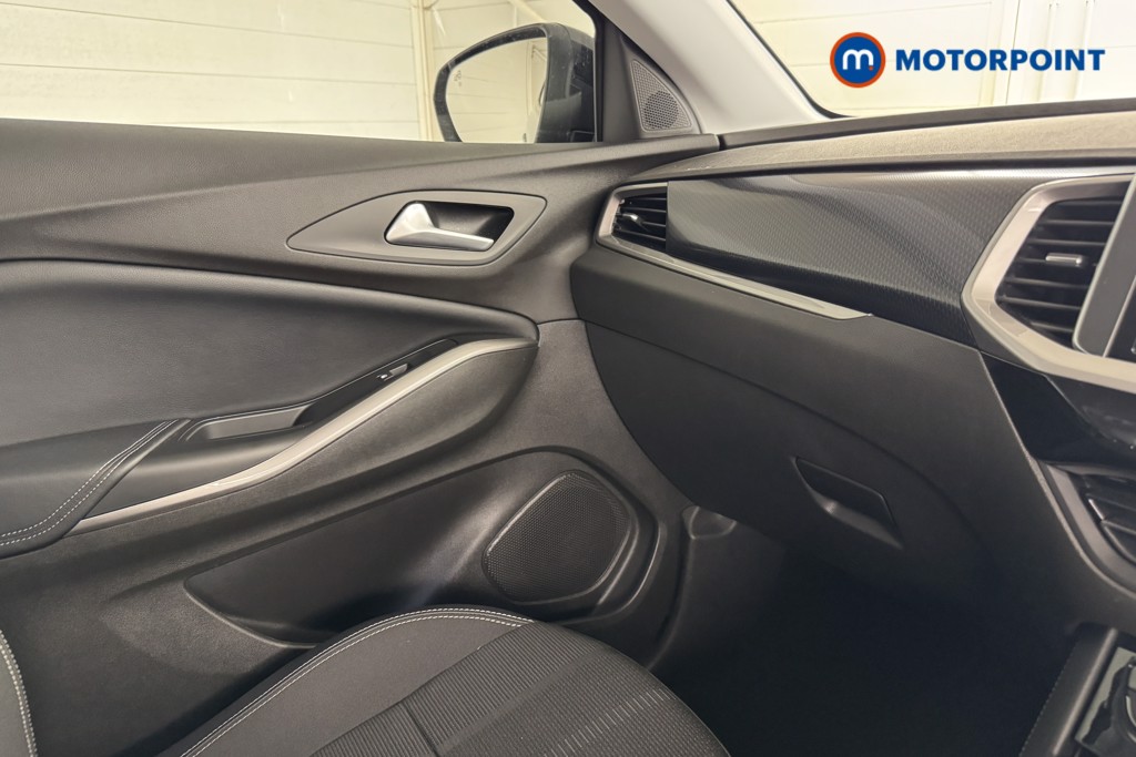 Vauxhall Grandland GS Manual Petrol SUV - Stock Number (1534000) - 12th supplementary image
