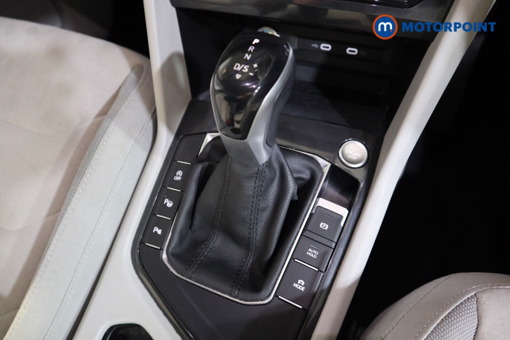 Volkswagen Tiguan Allspace Elegance Automatic Petrol SUV - Stock Number (1534423) - 8th supplementary image