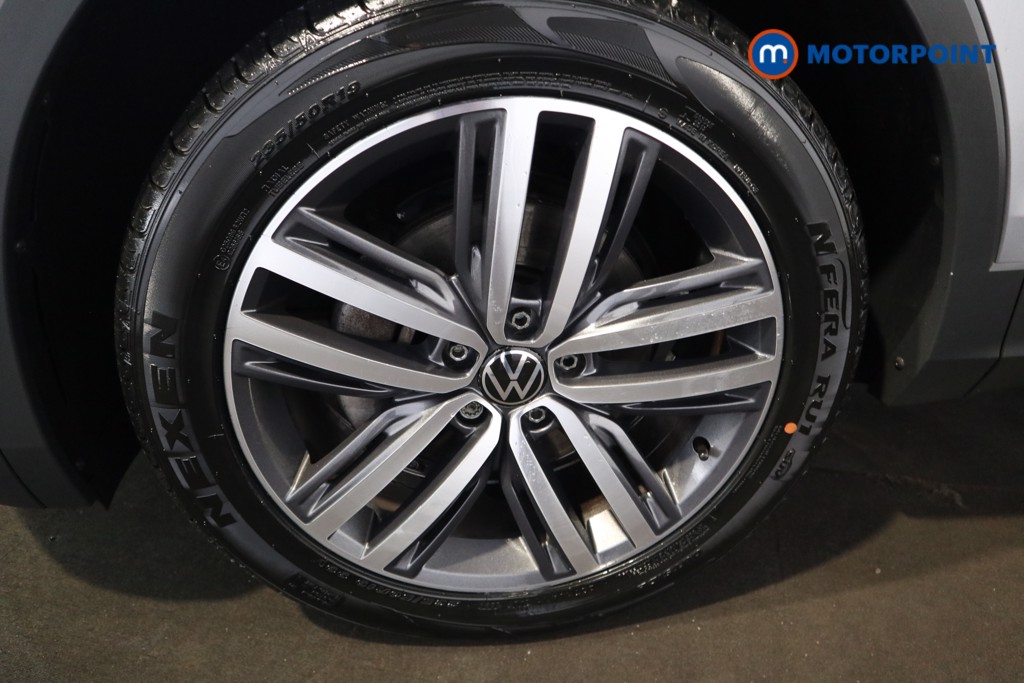 Volkswagen Tiguan Allspace Elegance Automatic Petrol SUV - Stock Number (1534423) - 19th supplementary image