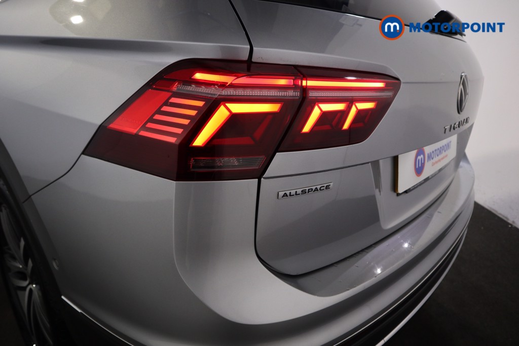 Volkswagen Tiguan Allspace Elegance Automatic Petrol SUV - Stock Number (1534423) - 23rd supplementary image