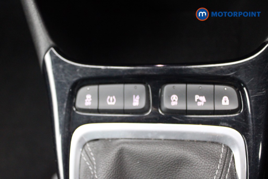 Vauxhall Crossland Ultimate Manual Petrol SUV - Stock Number (1534603) - 9th supplementary image