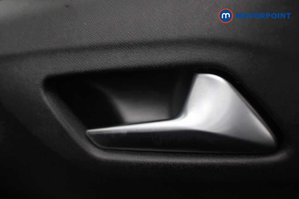 Vauxhall Crossland Ultimate Manual Petrol SUV - Stock Number (1534603) - 14th supplementary image