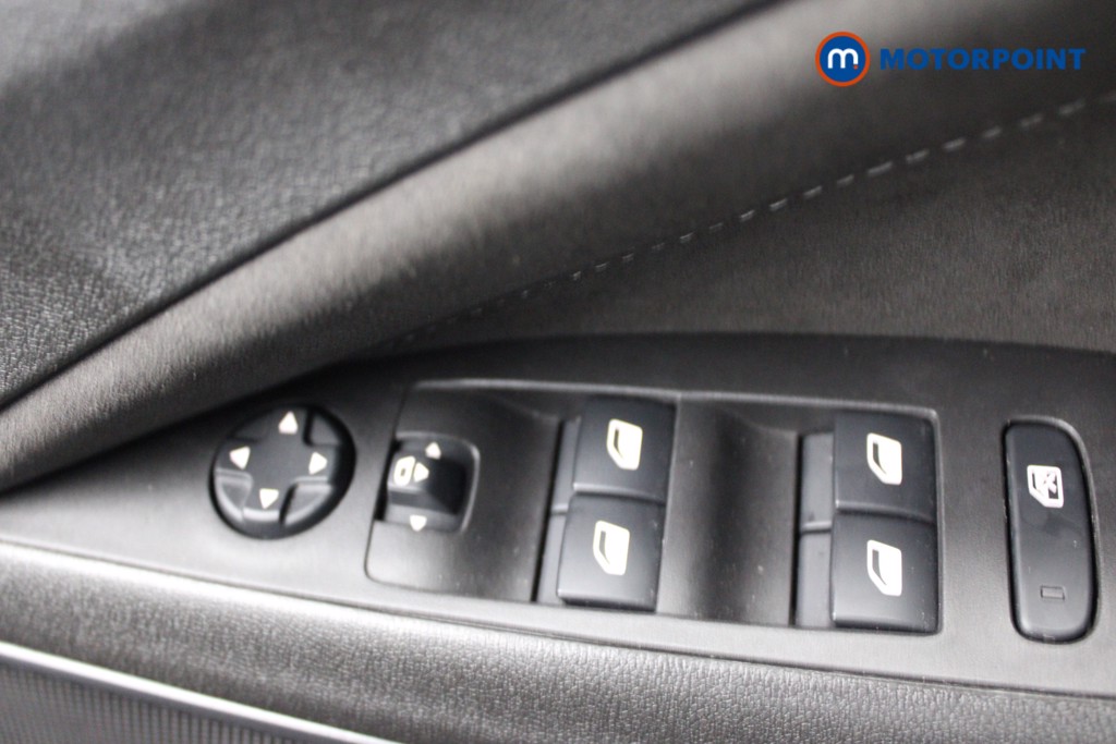 Vauxhall Crossland Ultimate Manual Petrol SUV - Stock Number (1534603) - 15th supplementary image