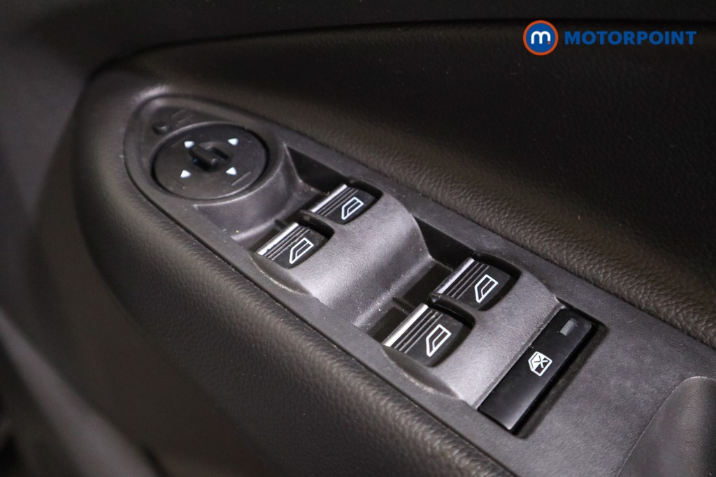 Ford Kuga Titanium Edition Manual Petrol SUV - Stock Number (1535628) - 11th supplementary image