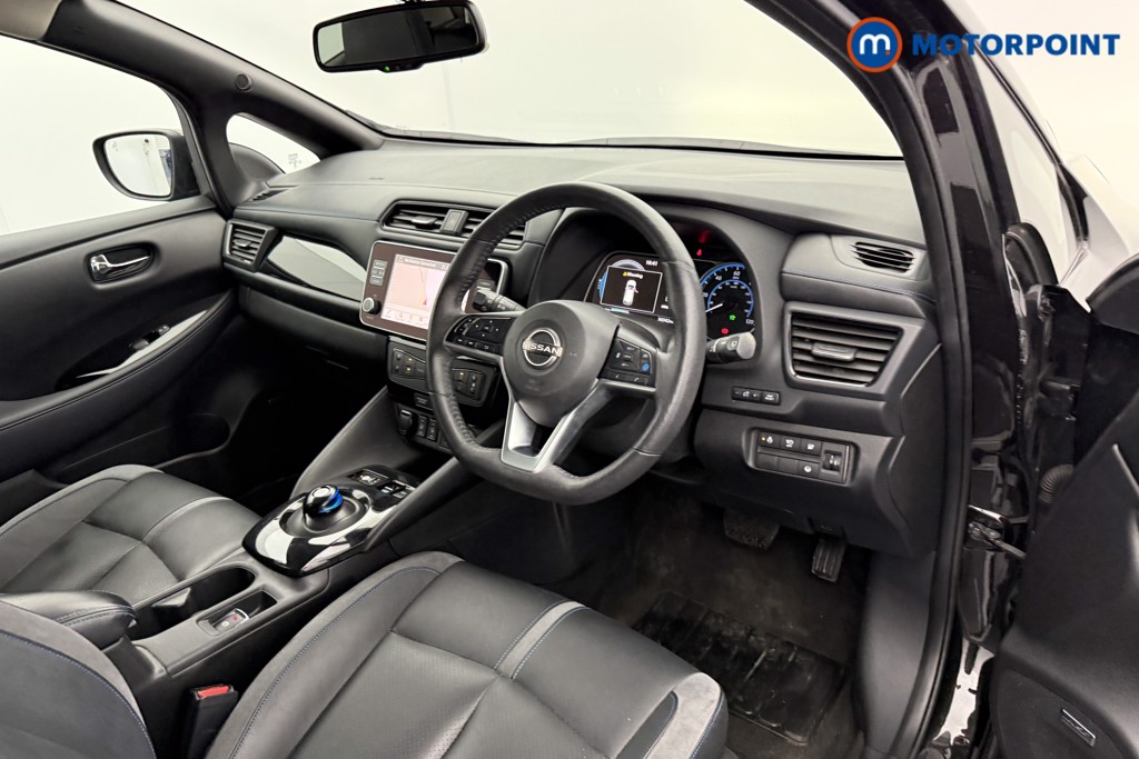 Nissan Leaf Tekna Automatic Electric Hatchback - Stock Number (1536199) - 4th supplementary image