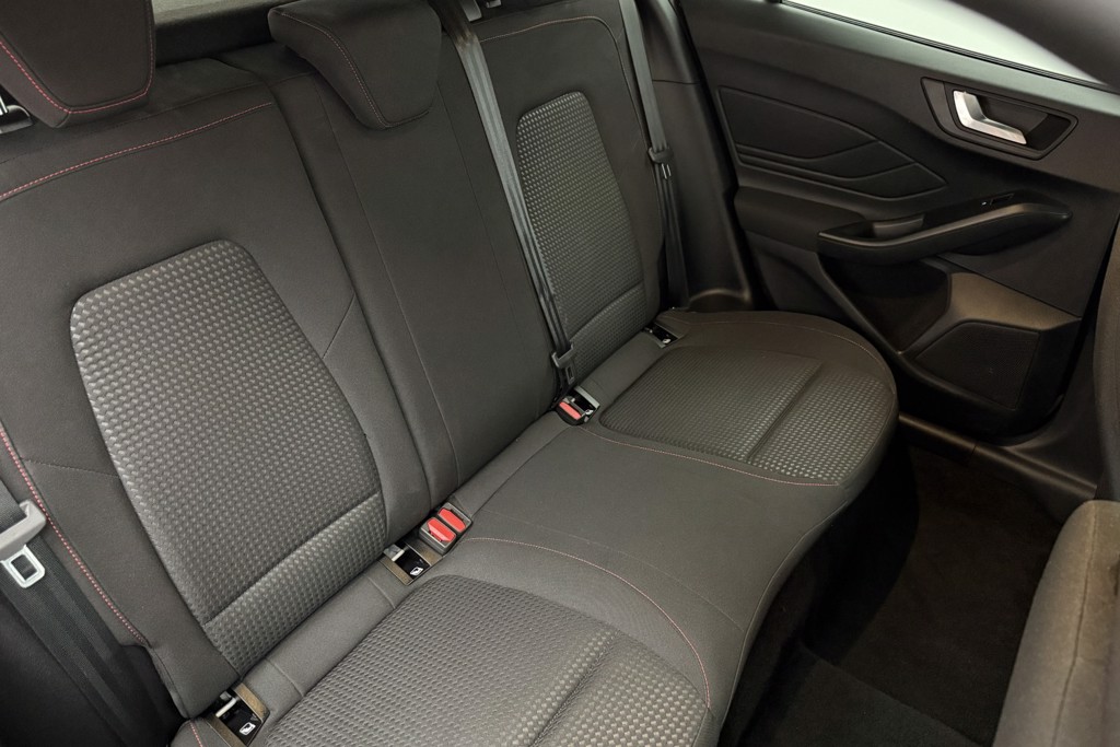 Ford Focus St-Line Edition Manual Petrol-Electric Hybrid Hatchback - Stock Number (1537203) - 21st supplementary image