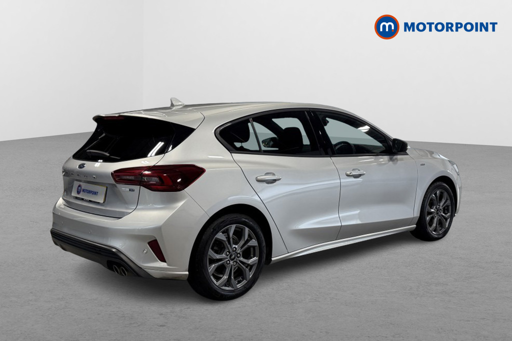Ford Focus St-Line Edition Manual Petrol-Electric Hybrid Hatchback - Stock Number (1537203) - Drivers side rear corner