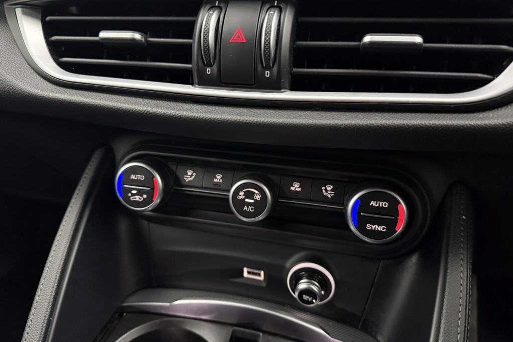Alfa Romeo Stelvio Sprint Automatic Petrol SUV - Stock Number (1537377) - 14th supplementary image