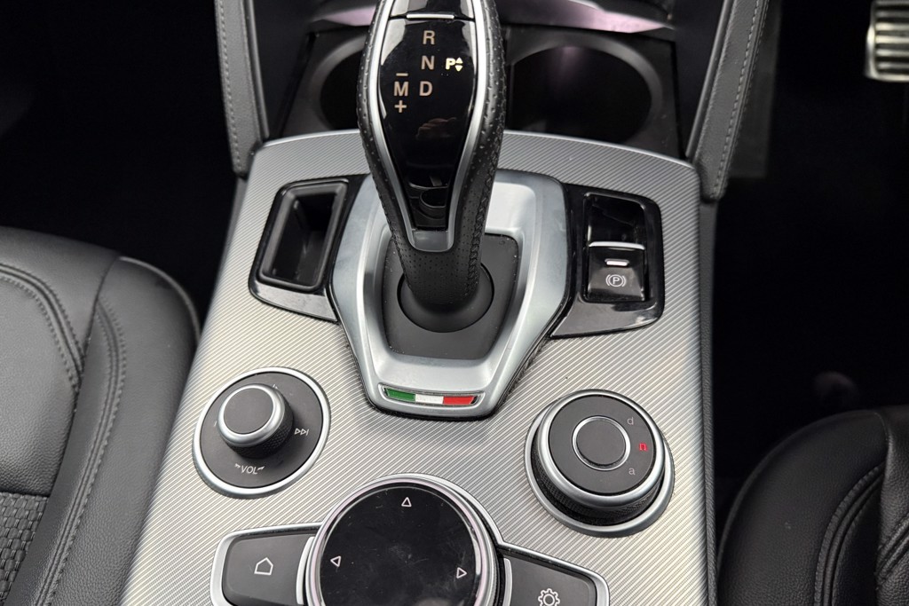 Alfa Romeo Stelvio Sprint Automatic Petrol SUV - Stock Number (1537377) - 15th supplementary image