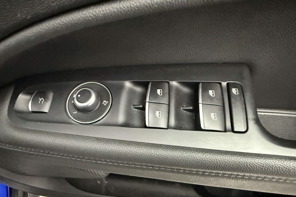 Alfa Romeo Stelvio Sprint Automatic Petrol SUV - Stock Number (1537377) - 17th supplementary image