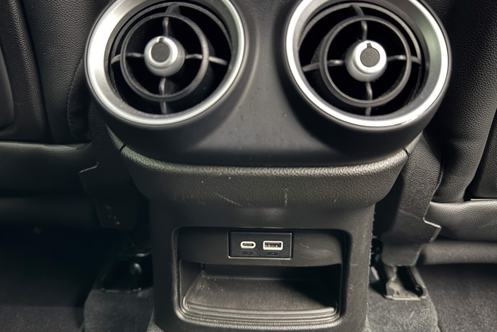 Alfa Romeo Stelvio Sprint Automatic Petrol SUV - Stock Number (1537377) - 23rd supplementary image