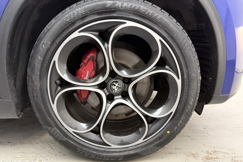 Alfa Romeo Stelvio Sprint Automatic Petrol SUV - Stock Number (1537377) - 35th supplementary image