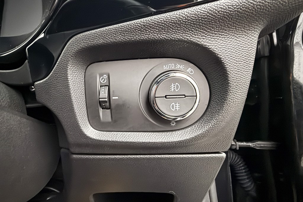 Vauxhall Corsa Ultimate Automatic Petrol Hatchback - Stock Number (1539492) - 7th supplementary image