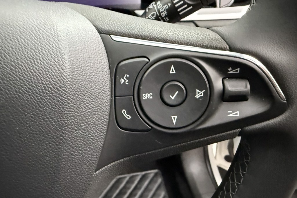 Vauxhall Grandland Ultimate Manual Petrol SUV - Stock Number (1539532) - 4th supplementary image