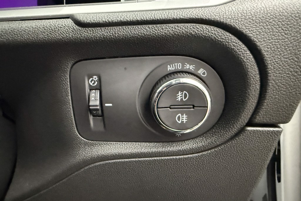 Vauxhall Grandland Ultimate Manual Petrol SUV - Stock Number (1539532) - 5th supplementary image