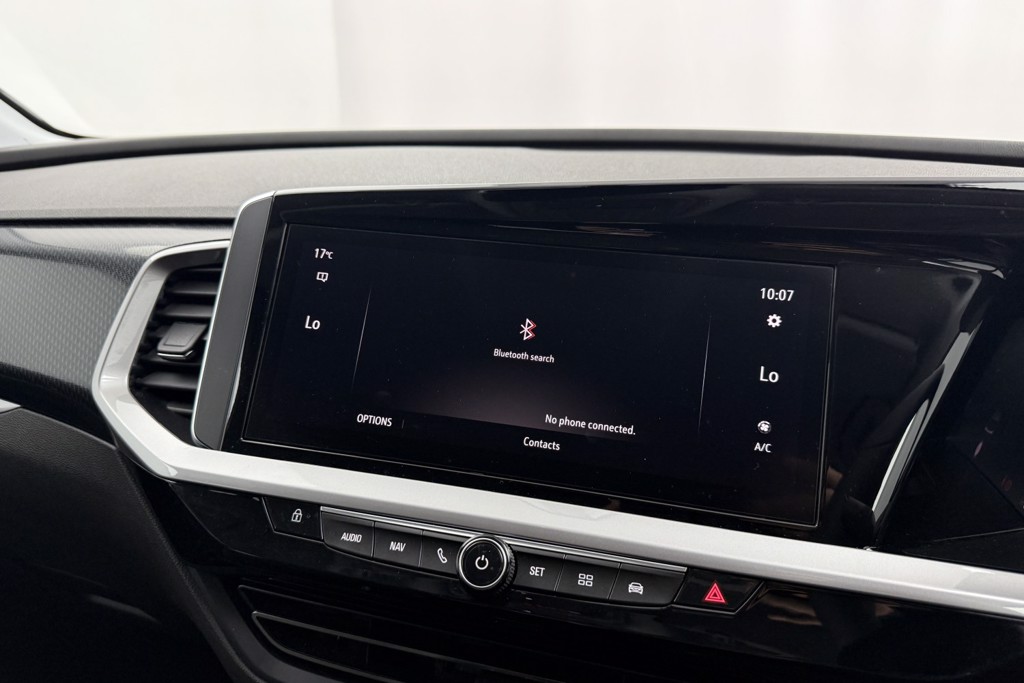 Vauxhall Grandland Ultimate Manual Petrol SUV - Stock Number (1539532) - 9th supplementary image