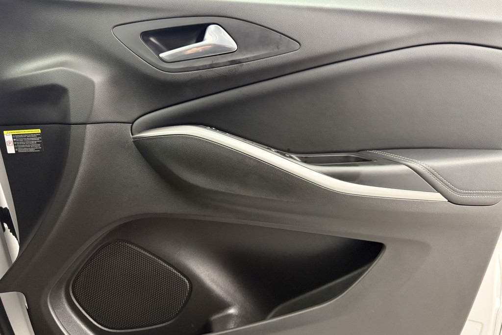 Vauxhall Grandland Ultimate Manual Petrol SUV - Stock Number (1539532) - 17th supplementary image