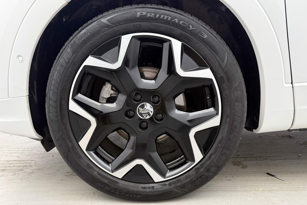Vauxhall Grandland Ultimate Manual Petrol SUV - Stock Number (1539532) - 32nd supplementary image