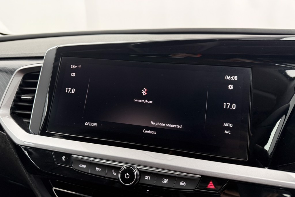 Vauxhall Grandland Ultimate Manual Petrol SUV - Stock Number (1539572) - 9th supplementary image