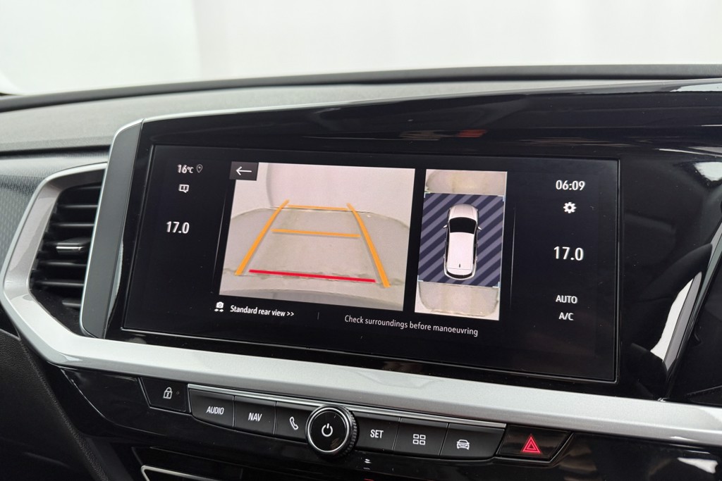 Vauxhall Grandland Ultimate Manual Petrol SUV - Stock Number (1539572) - 13th supplementary image