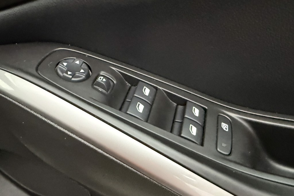 Vauxhall Grandland Ultimate Manual Petrol SUV - Stock Number (1539572) - 20th supplementary image