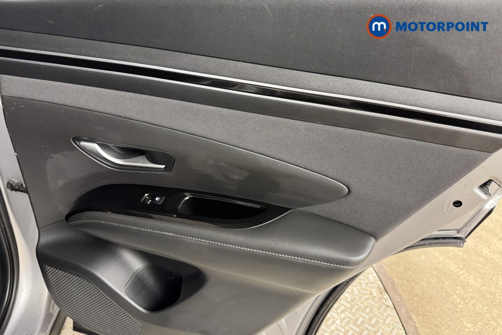 Hyundai Tucson Se Connect Manual Petrol SUV - Stock Number (1539731) - 16th supplementary image