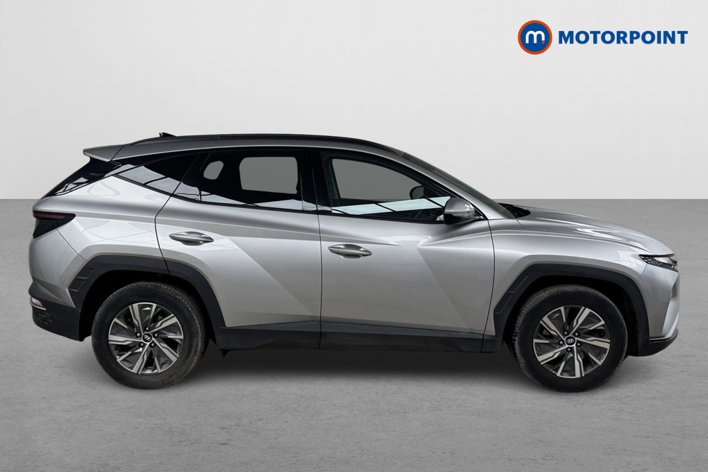 Hyundai Tucson Se Connect Manual Petrol SUV - Stock Number (1539731) - Drivers side
