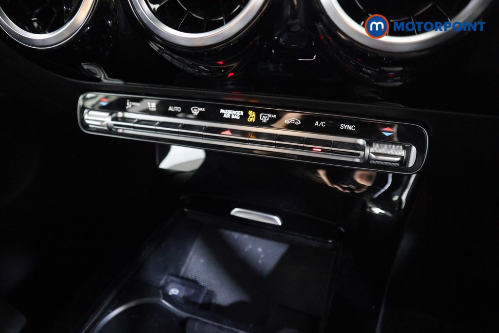 Mercedes-Benz A Class Amg Line Automatic Petrol Hatchback - Stock Number (1541980) - 7th supplementary image