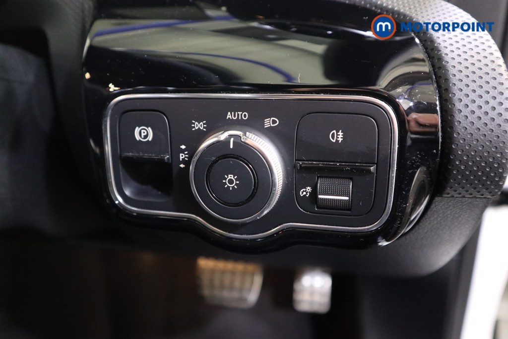 Mercedes-Benz A Class Amg Line Automatic Petrol Hatchback - Stock Number (1541980) - 9th supplementary image