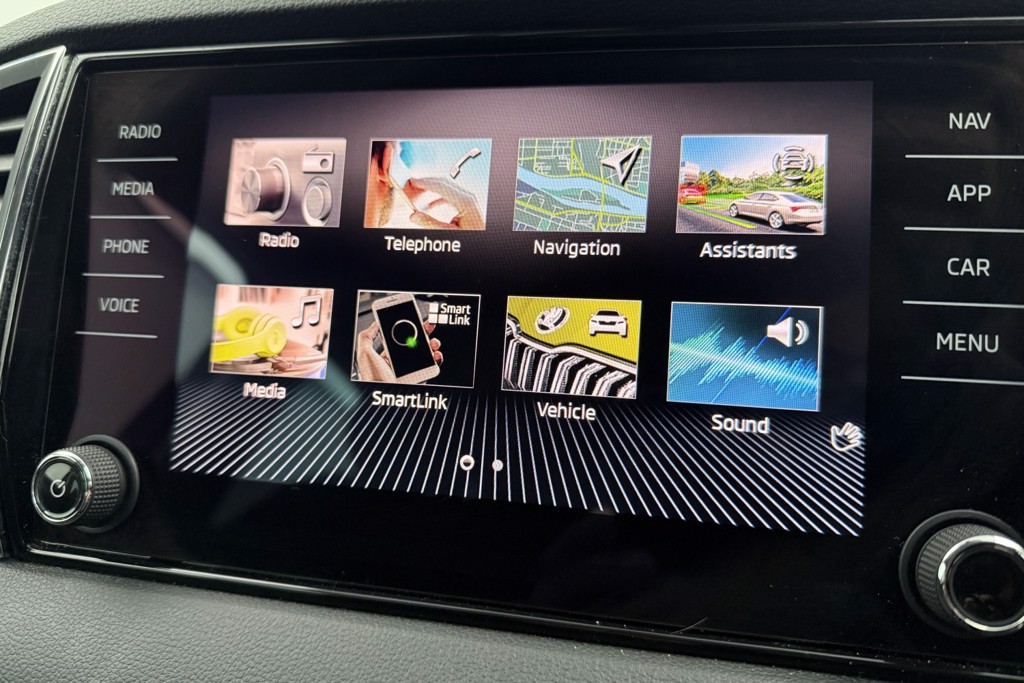 Skoda Karoq SE Manual Petrol SUV - Stock Number (1542468) - 6th supplementary image