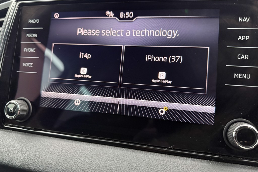 Skoda Karoq SE Manual Petrol SUV - Stock Number (1542468) - 10th supplementary image