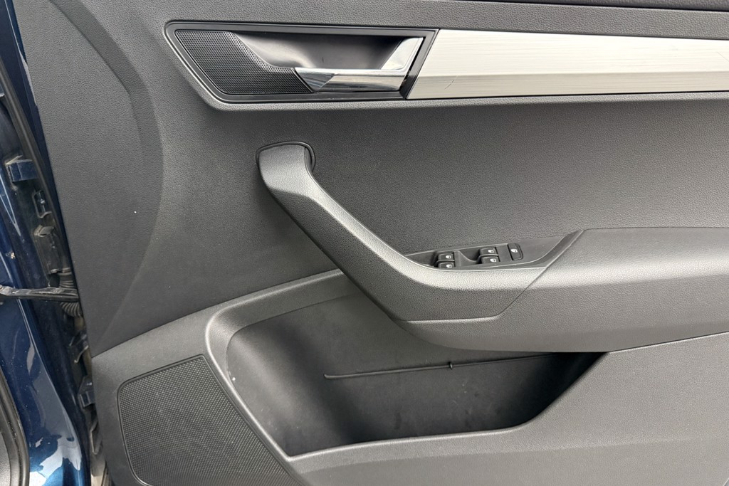 Skoda Karoq SE Manual Petrol SUV - Stock Number (1542468) - 15th supplementary image