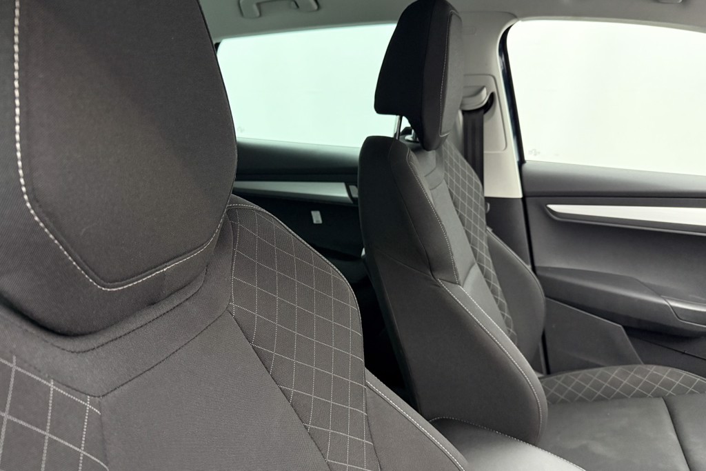 Skoda Karoq SE Manual Petrol SUV - Stock Number (1542468) - 17th supplementary image