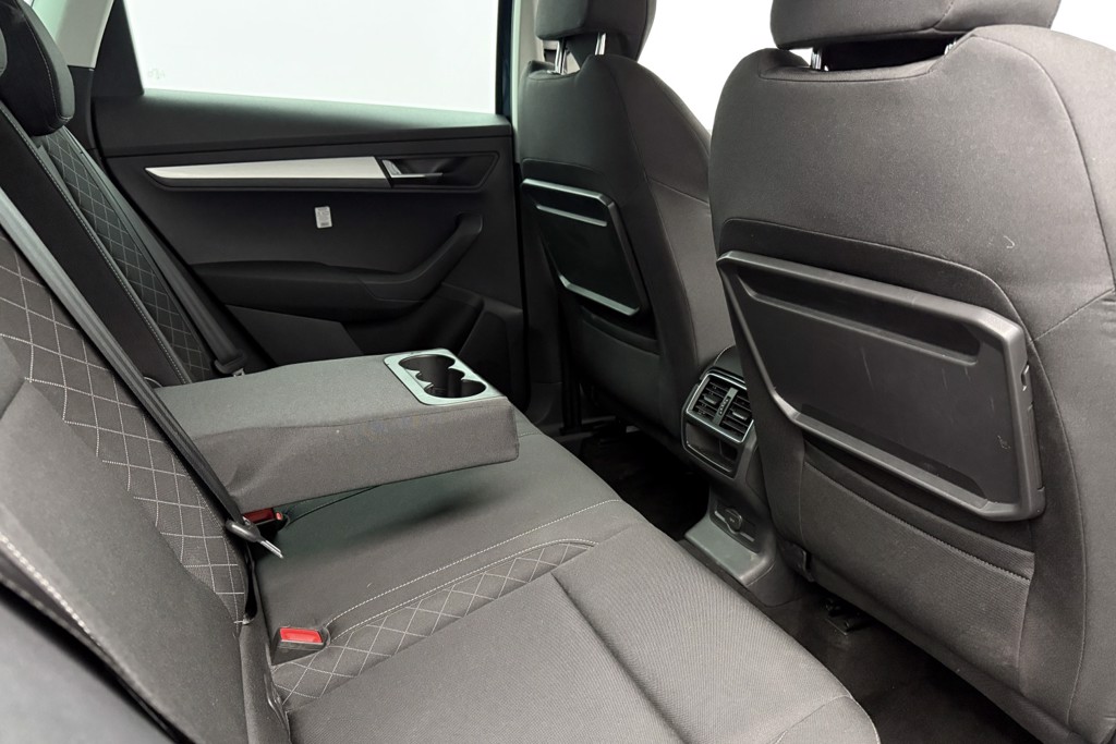 Skoda Karoq SE Manual Petrol SUV - Stock Number (1542468) - 21st supplementary image