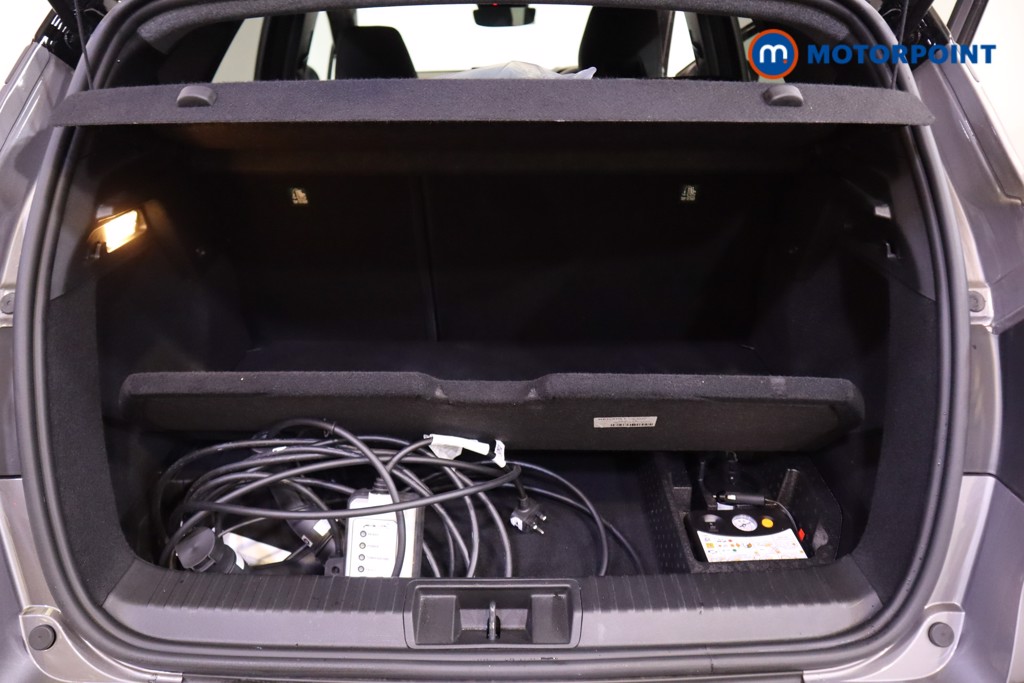 Renault Captur Engineered Automatic Petrol Plug-In Hybrid SUV - Stock Number (1542568) - 8th supplementary image