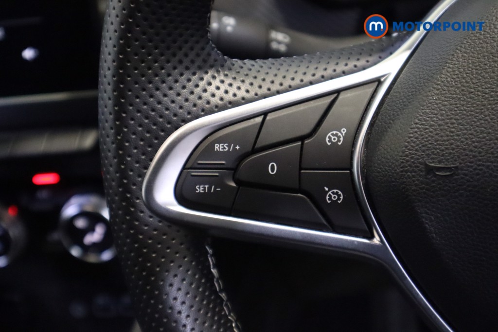 Renault Captur Engineered Automatic Petrol Plug-In Hybrid SUV - Stock Number (1542568) - 14th supplementary image