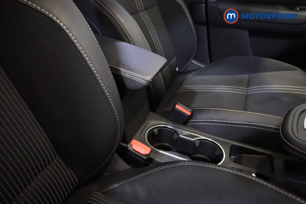 Renault Captur Engineered Automatic Petrol Plug-In Hybrid SUV - Stock Number (1542568) - 18th supplementary image