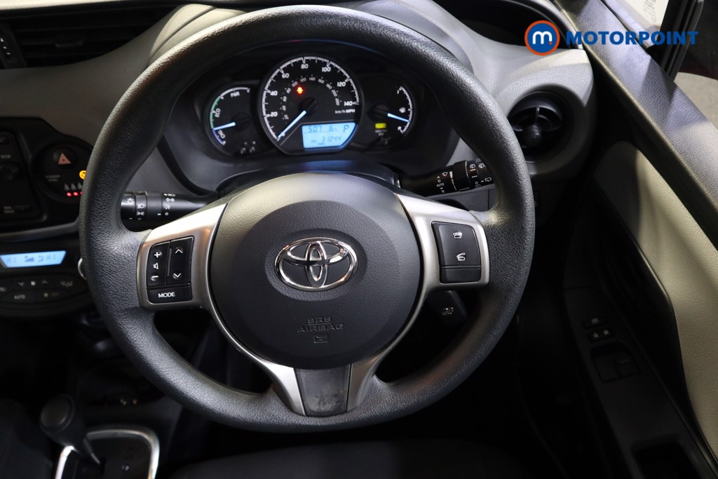 Toyota Yaris Active Automatic Petrol-Electric Hybrid Hatchback - Stock Number (1542800) - 2nd supplementary image