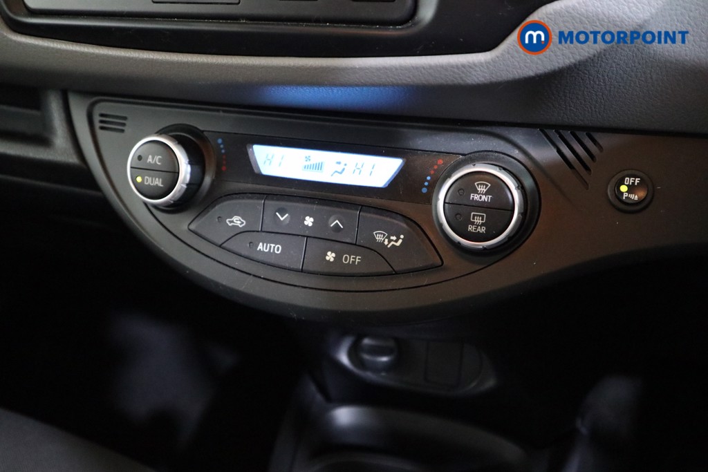 Toyota Yaris Active Automatic Petrol-Electric Hybrid Hatchback - Stock Number (1542800) - 7th supplementary image