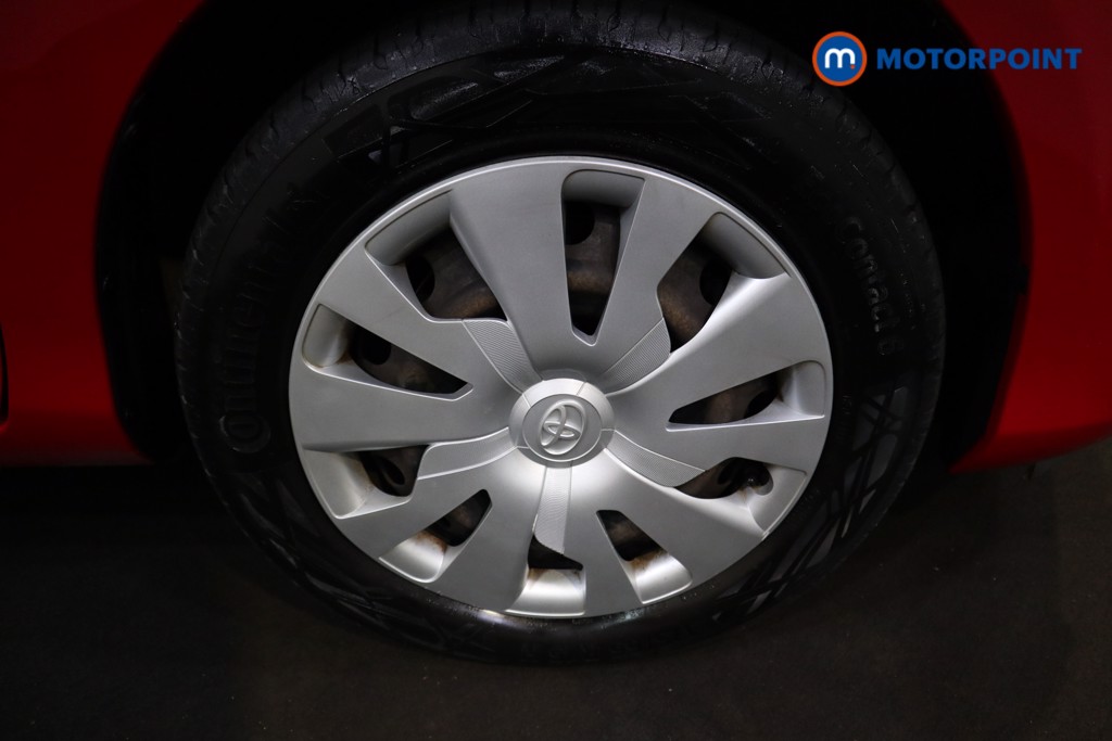 Toyota Yaris Active Automatic Petrol-Electric Hybrid Hatchback - Stock Number (1542800) - 14th supplementary image