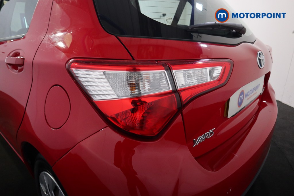 Toyota Yaris Active Automatic Petrol-Electric Hybrid Hatchback - Stock Number (1542800) - 19th supplementary image