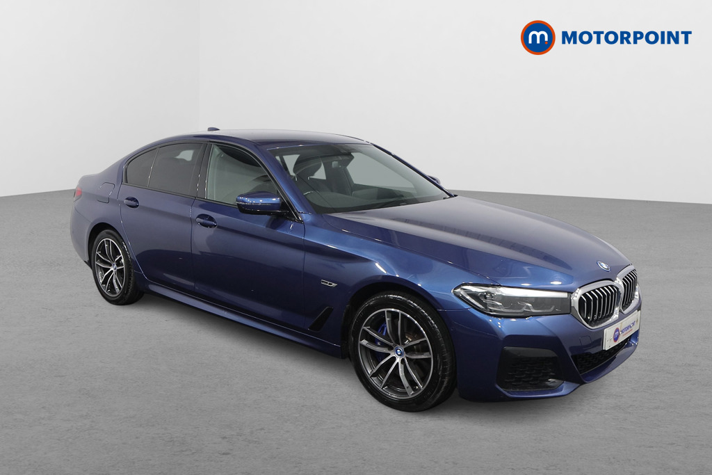 BMW 5 Series M Sport Automatic Petrol Plug-In Hybrid Saloon - Stock Number (1543678) - Drivers side front corner